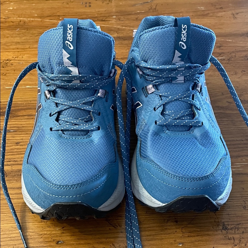 ASICS 10 Gel-Venture Blue Athletic Shoes